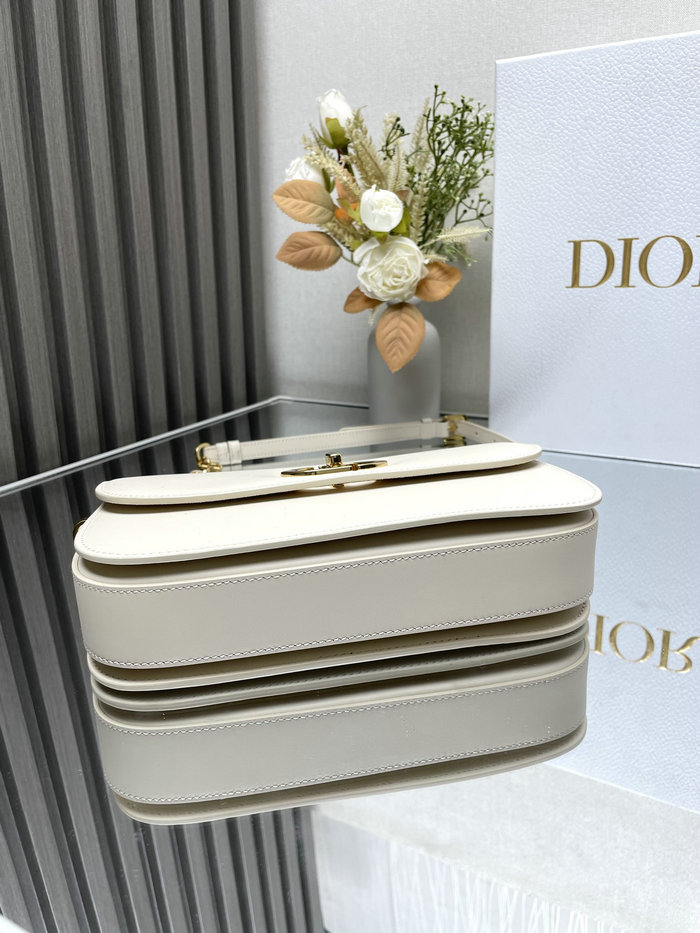 Dior 30 Montaigne Avenue Bag M9260 White