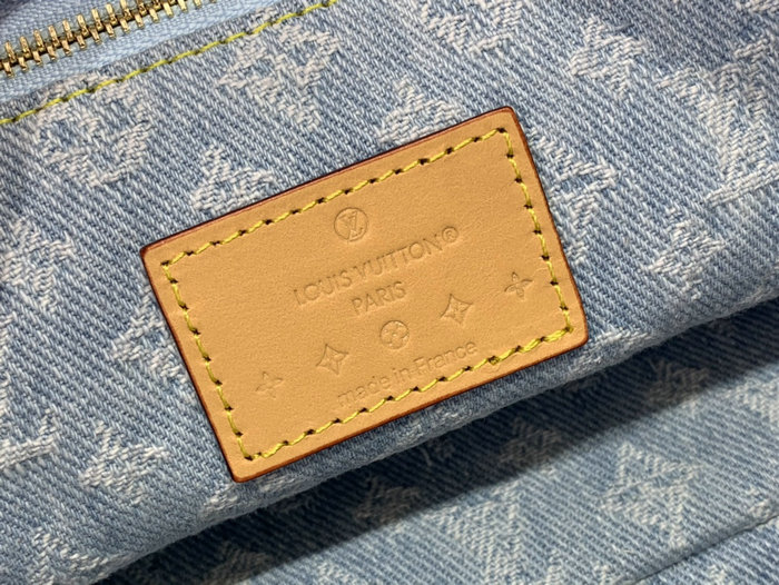 Louis Vuitton Pochette Cosmetique GM M24317