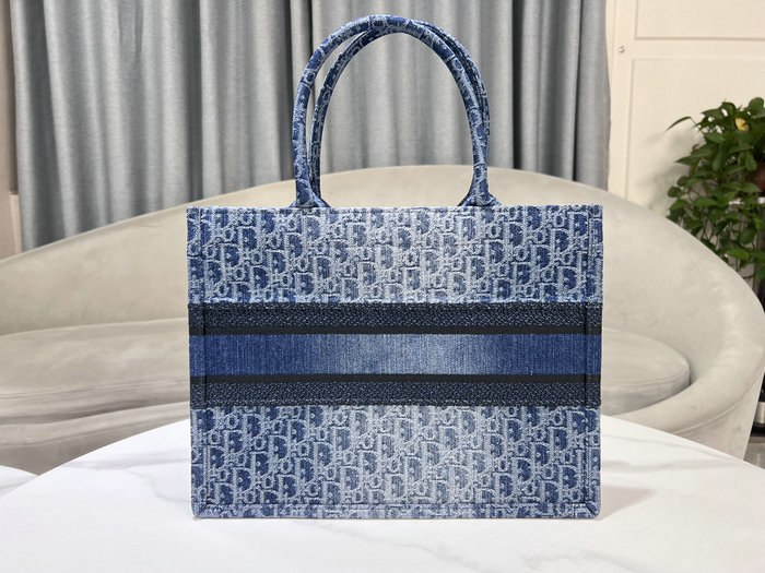 Medium Dior Book Tote Blue M1286