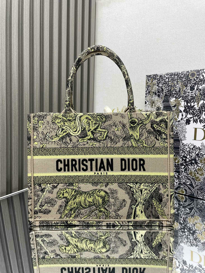 Medium Dior Tiger Book Tote M1286 Yellow