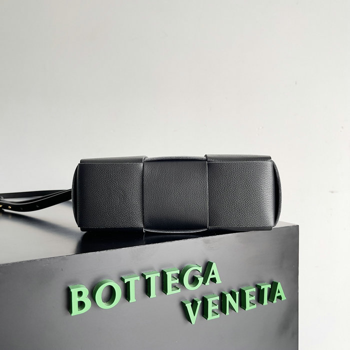 Bottega Veneta Candy Arco Tote Bag B729029 Black