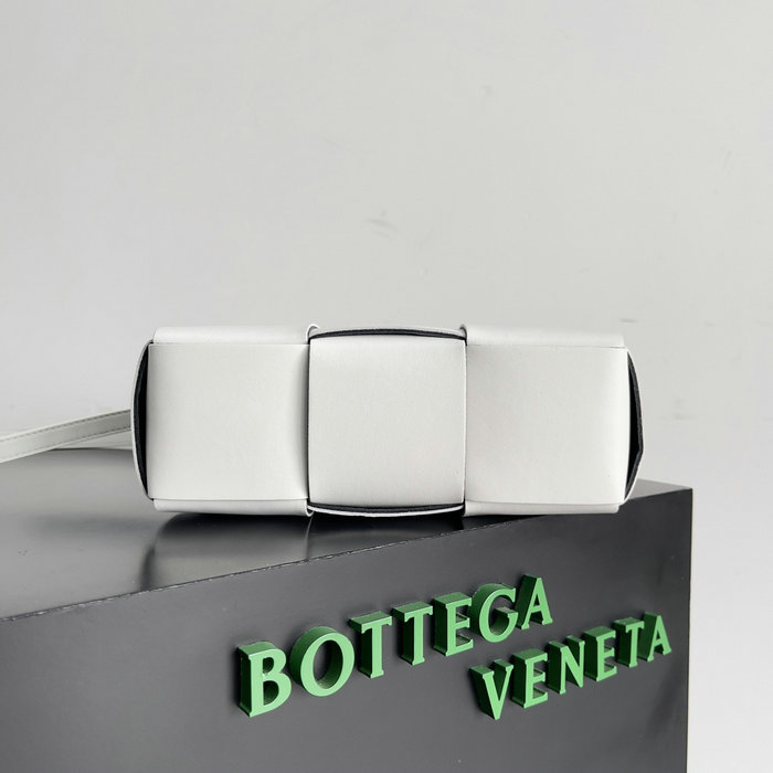 Bottega Veneta Candy Arco Tote Bag B729029 Smooth White