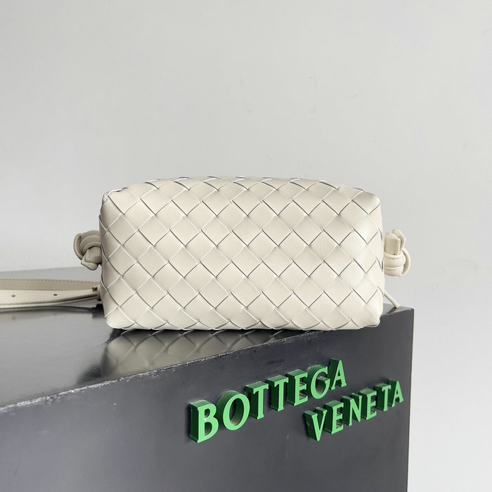 Bottega Veneta Small Avenue Loop Bag 796615 Cream