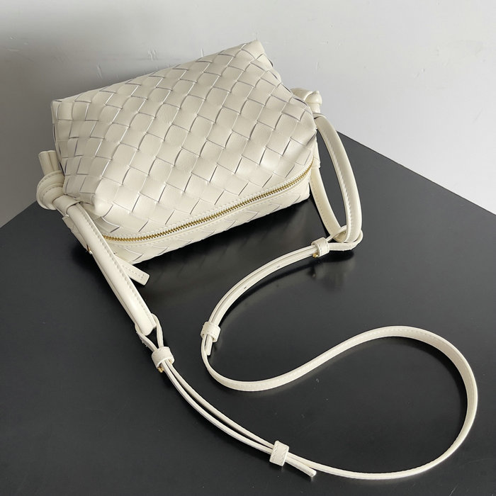 Bottega Veneta Small Avenue Loop Bag 796615 Cream