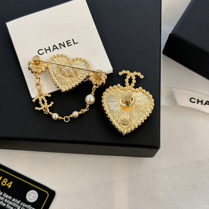 Chanel Brooch CB62601