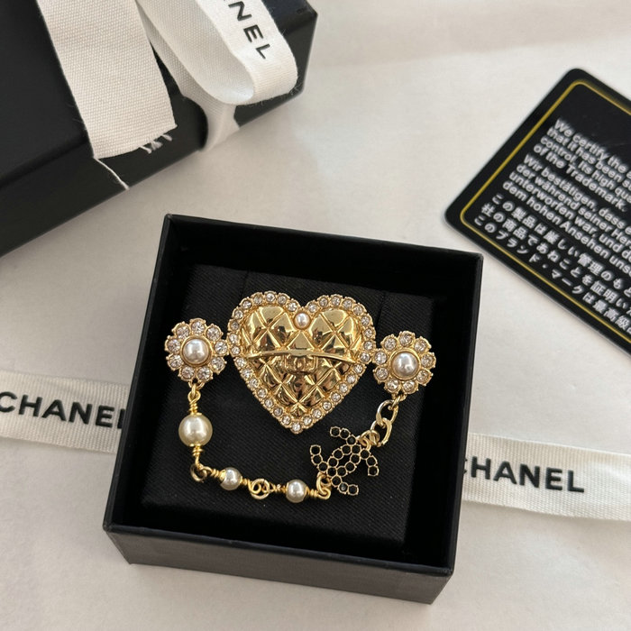 Chanel Brooch CB62601