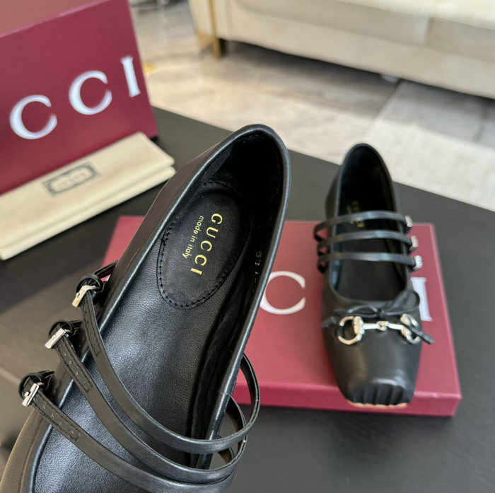 Gucci Flats SGF62803