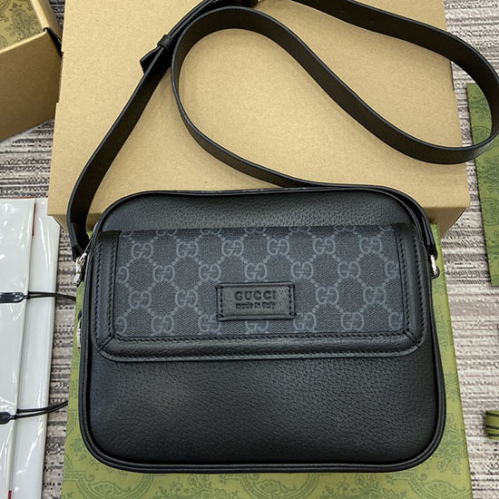 Gucci Small GG Crossbody Bag With Tag 795464