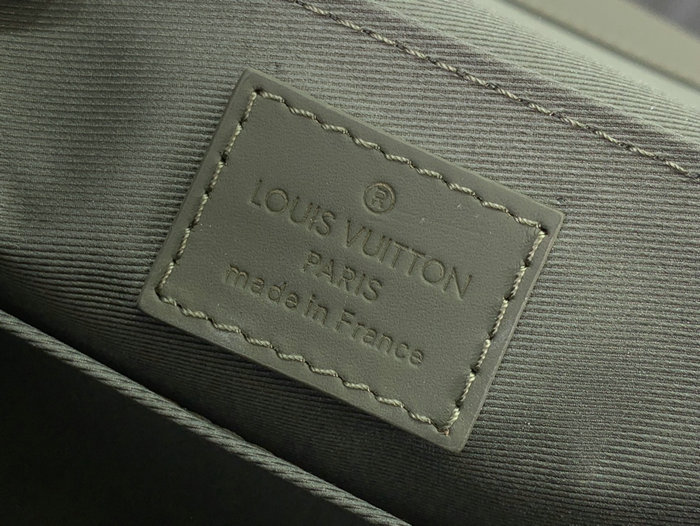 Louis Vuitton Takeoff Messenger PM Khaki M25125