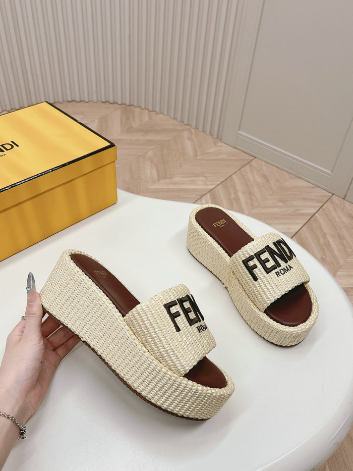 Fendi Wedge Sandals SFS70903