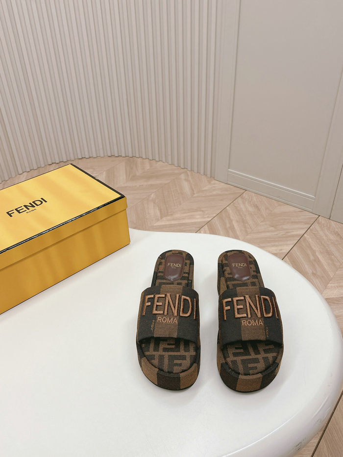 Fendi Wedge Sandals SFS70909