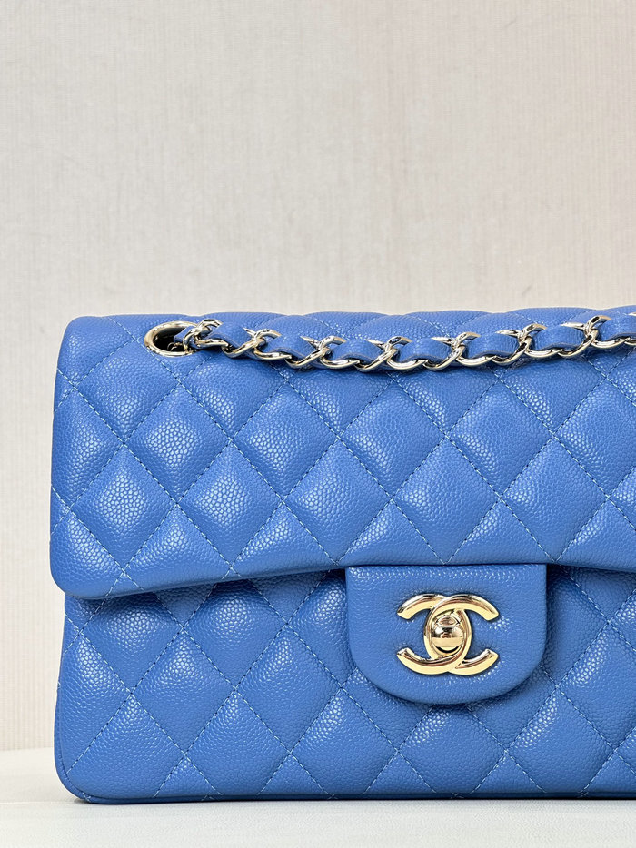 Small Chanel Grained Calfskin Flap Bag A01117 Blue