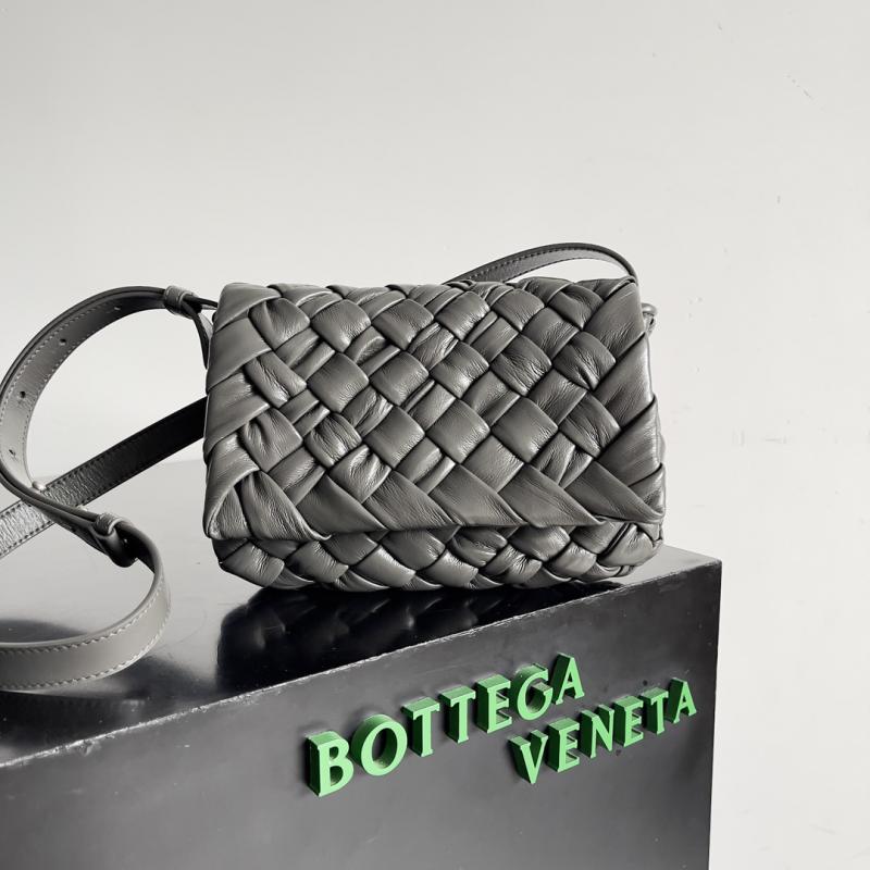 Bottega Veneta Small Rumple Messenger 787113 Dark Grey