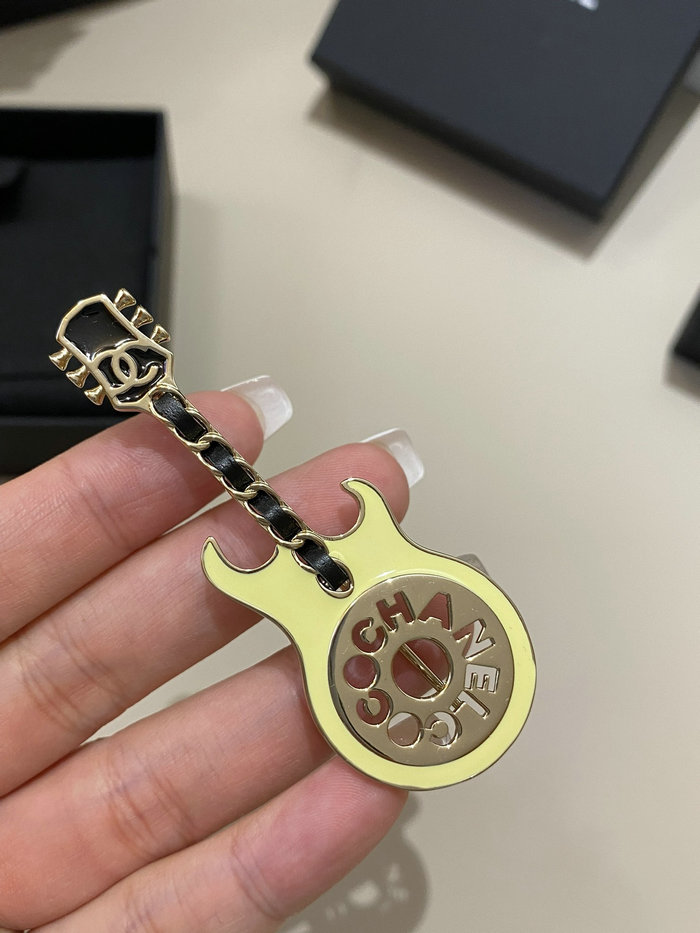 Chanel Brooch CB71606