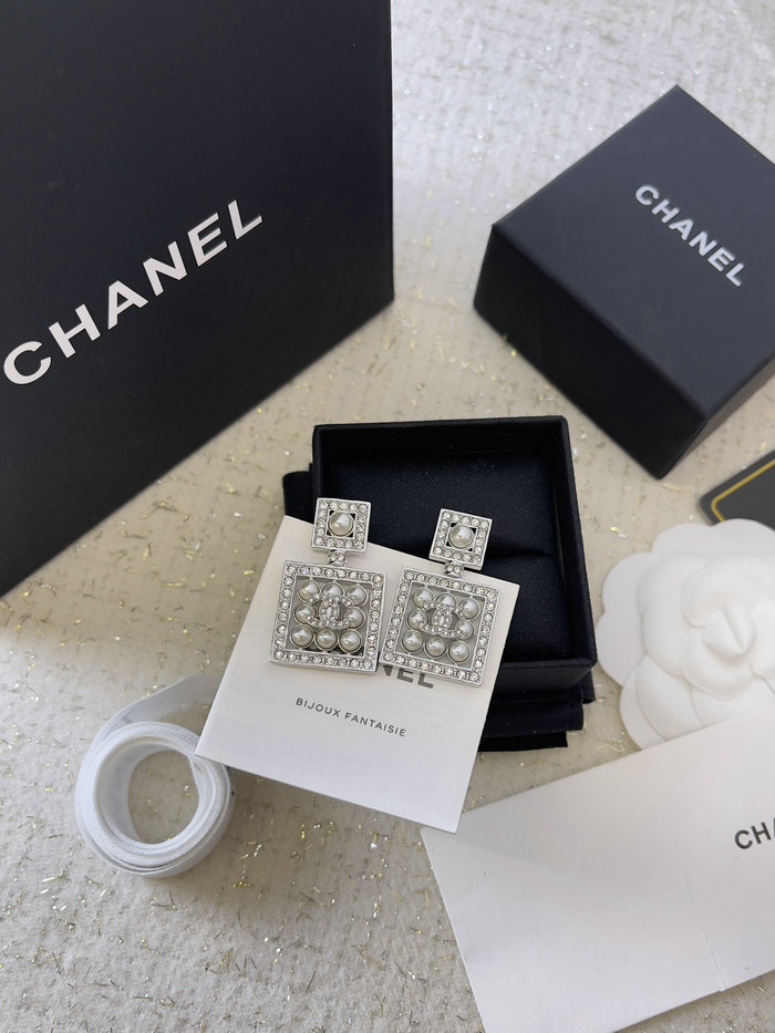 Chanel Earrings CE71812