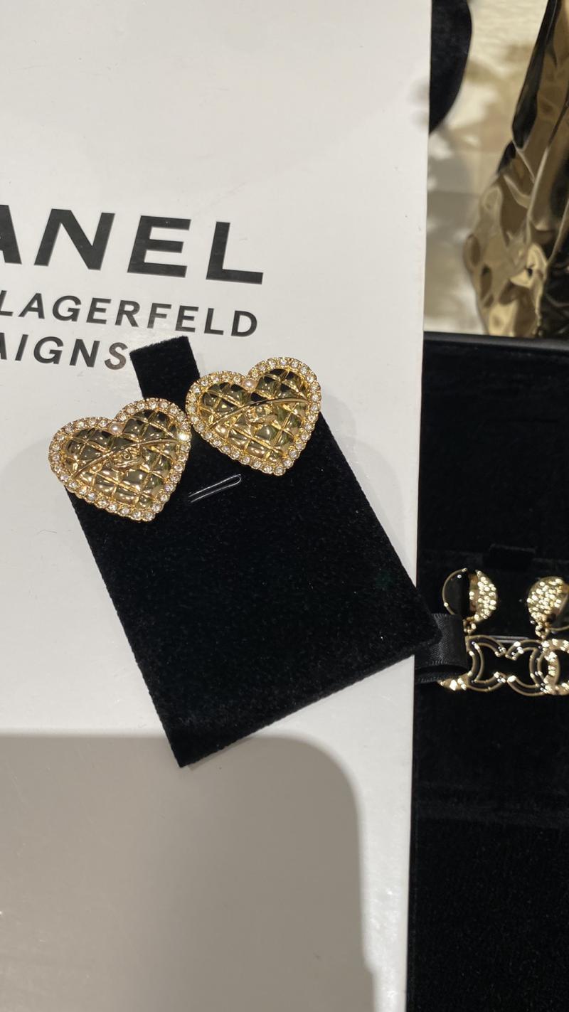 Chanel Earrings CE72802