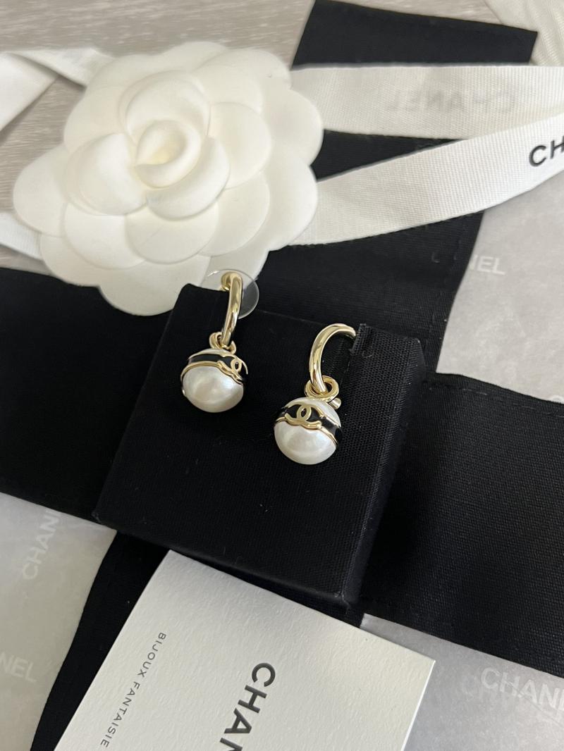 Chanel Earrings CE72805