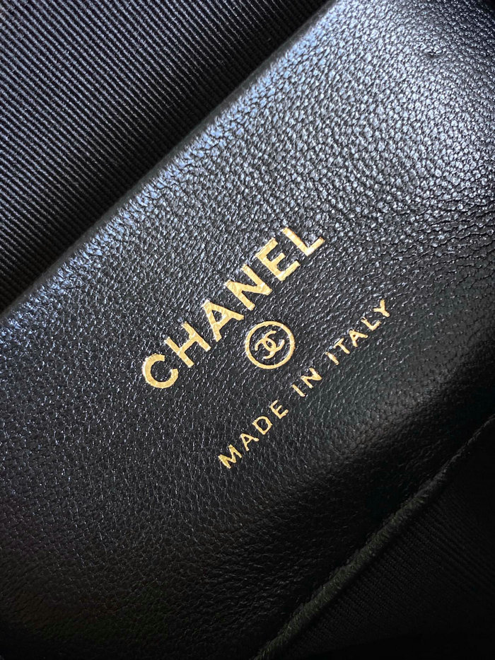 Chanel Mini Shiny Lambskin Clutch AP4028 Black