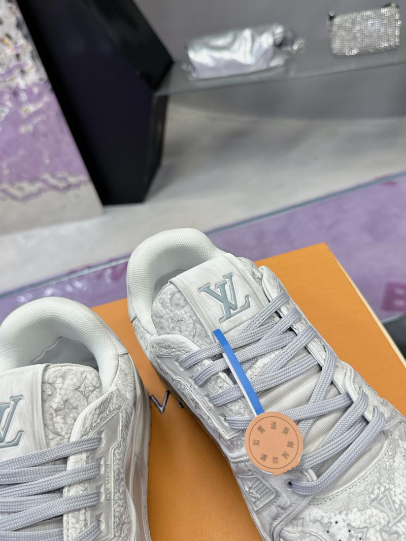 Louis Vuitton Sneakers SLS72802