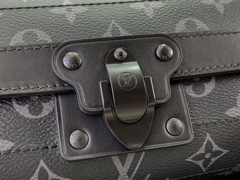 Louis Vuitton Soul Trunk East West M11744