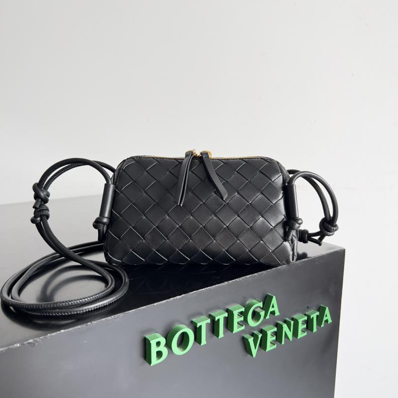 Bottega Veneta Intrecciato Concert Pouch 794258 Black