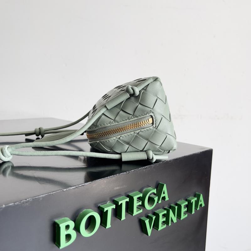 Bottega Veneta Intrecciato Concert Pouch 794258 New sauge