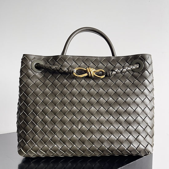 Bottega Veneta Medium Andiamo Tote Bag B743572 Kaki