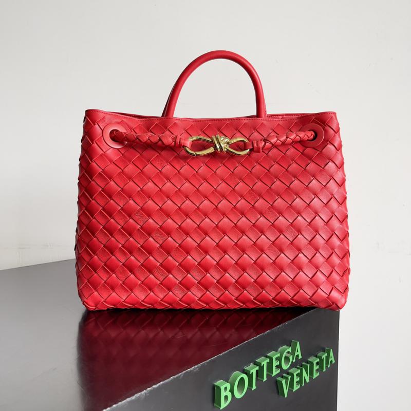 Bottega Veneta Medium Andiamo Tote Bag B743572 Red