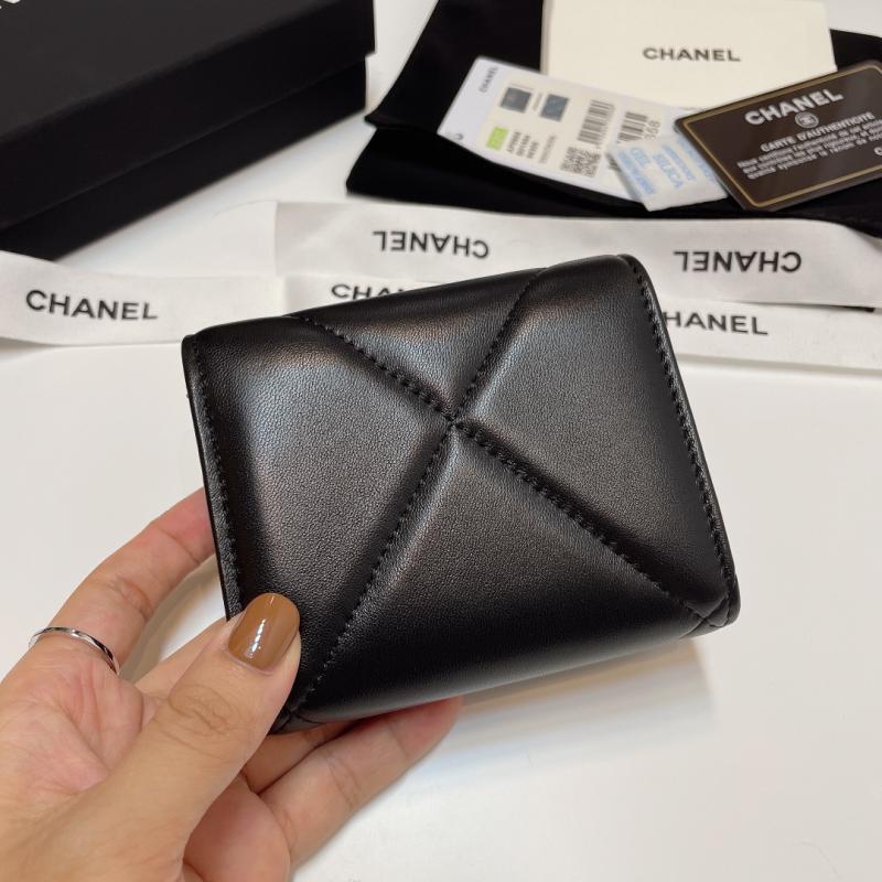 Chanel 19 Lambskin Wallet AP0956