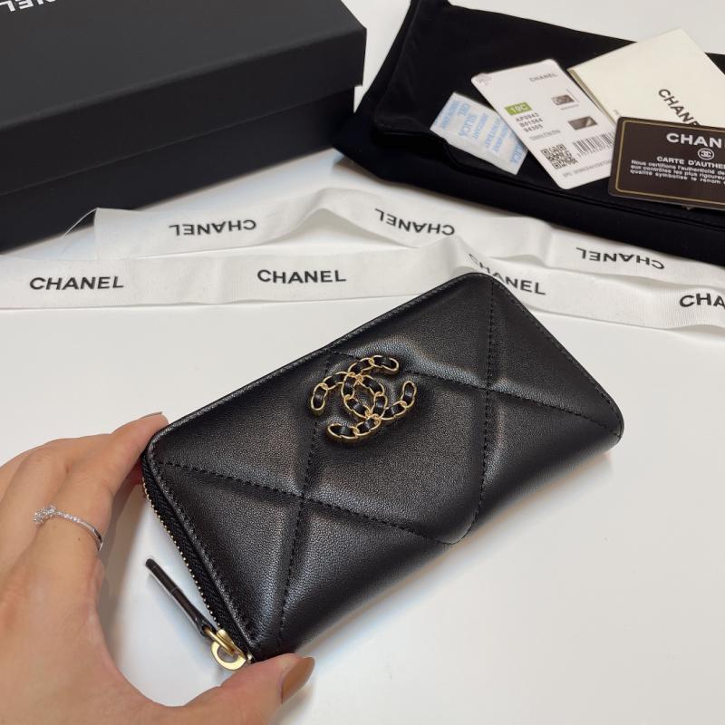 Chanel 19 Zipper Wallet AP0943