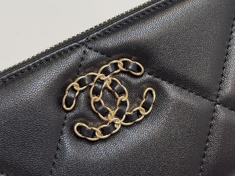 Chanel 19 Zipper Wallet AP0943