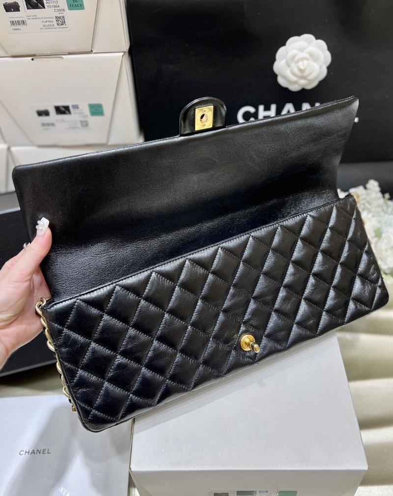 Chanel Maxi Clutch Bag AS5006