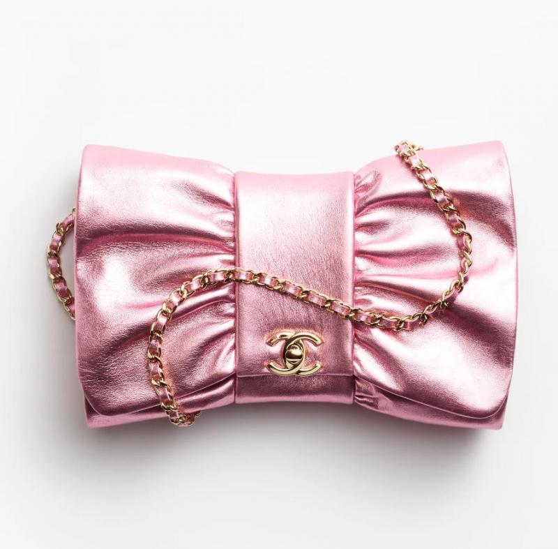 Chanel Metallic Lambskin Clutch AS5129 Pink