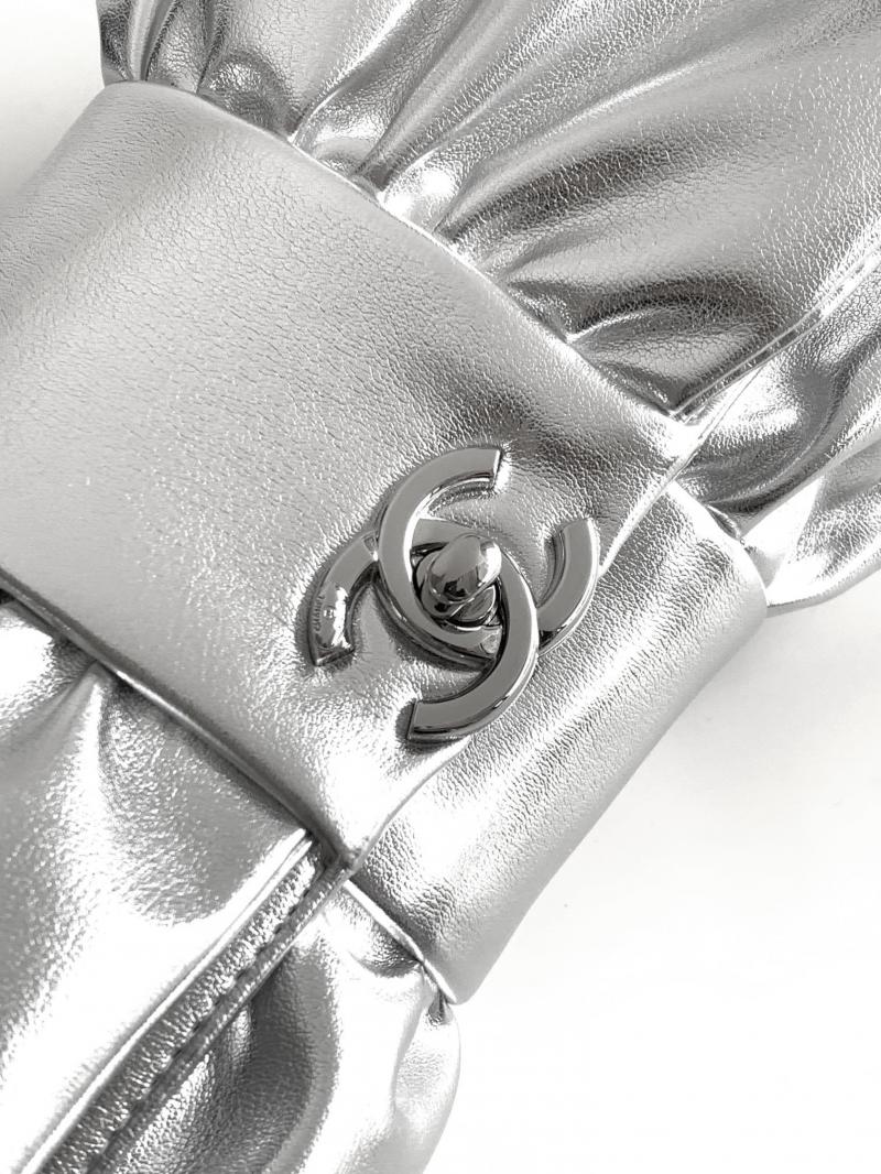 Chanel Metallic Lambskin Clutch AS5129 Silver