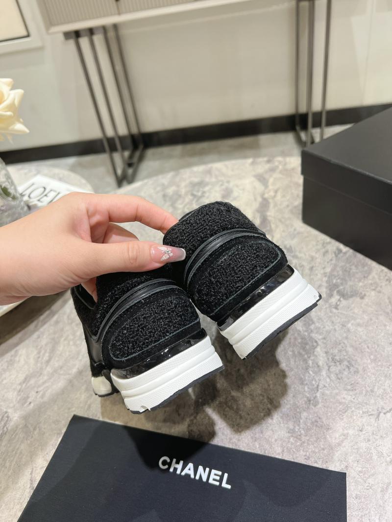 Chanel Sneakers SCS81601