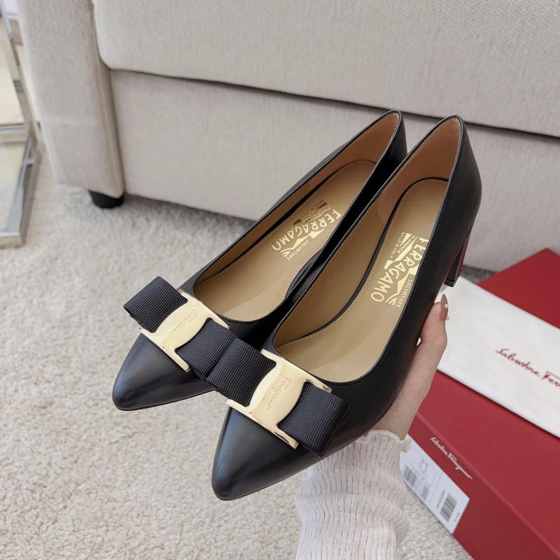 Ferragamo Pumps SFP82704