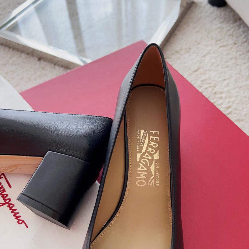 Ferragamo Pumps SFP82704