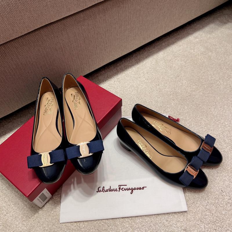 Ferragamo Pumps SFP82706