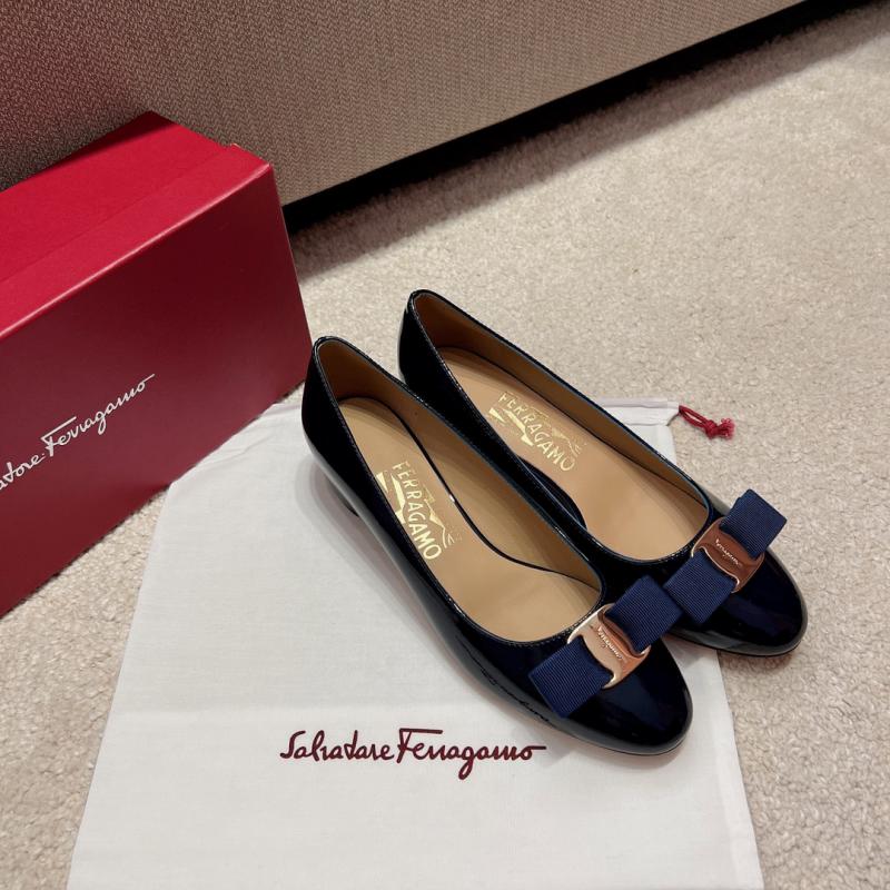 Ferragamo Pumps SFP82706