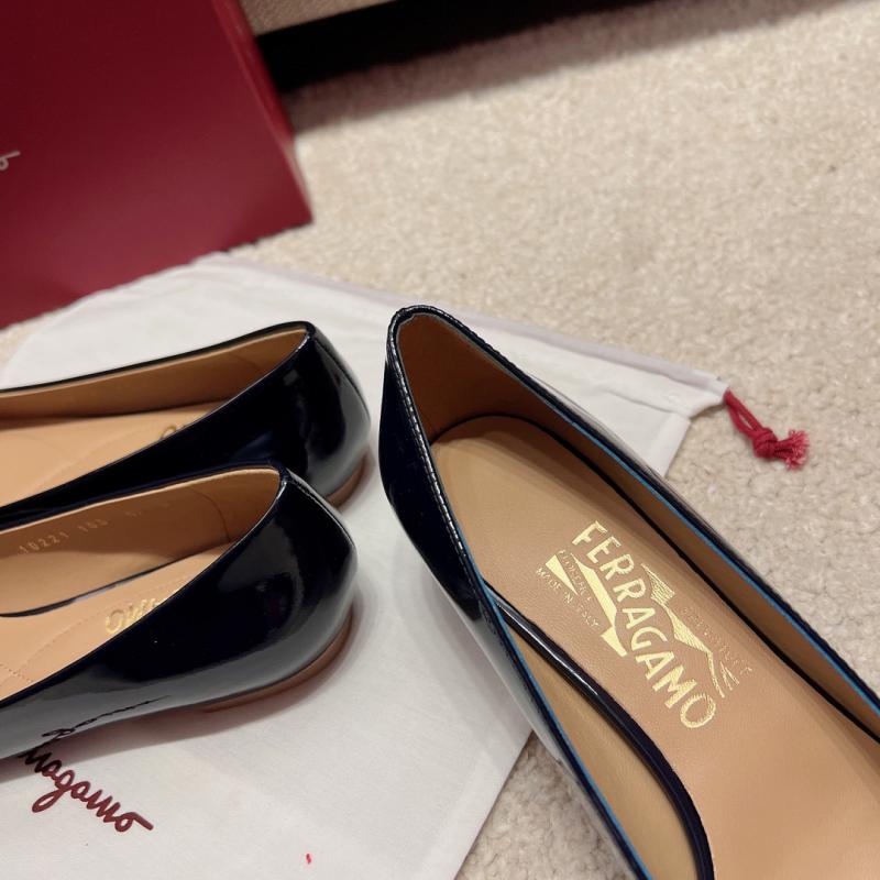 Ferragamo Pumps SFP82706