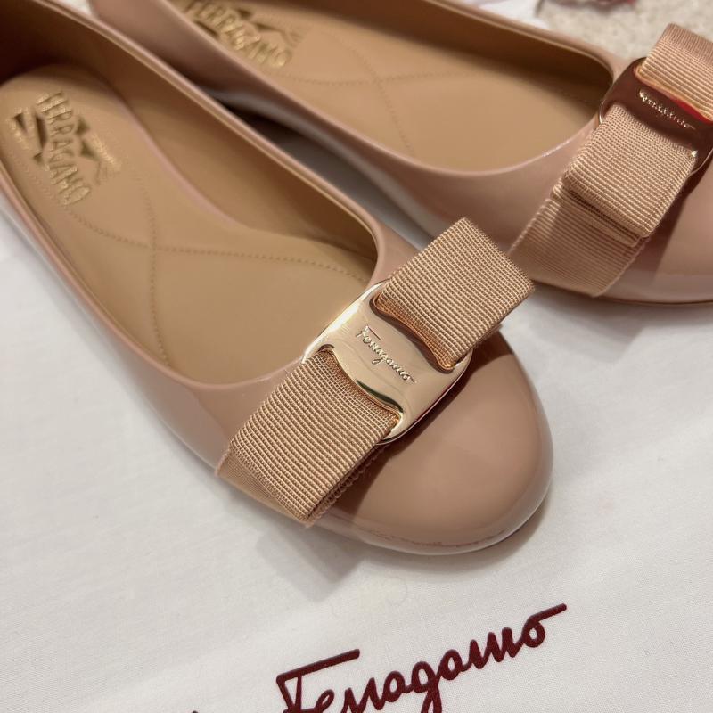 Ferragamo Pumps SFP82709