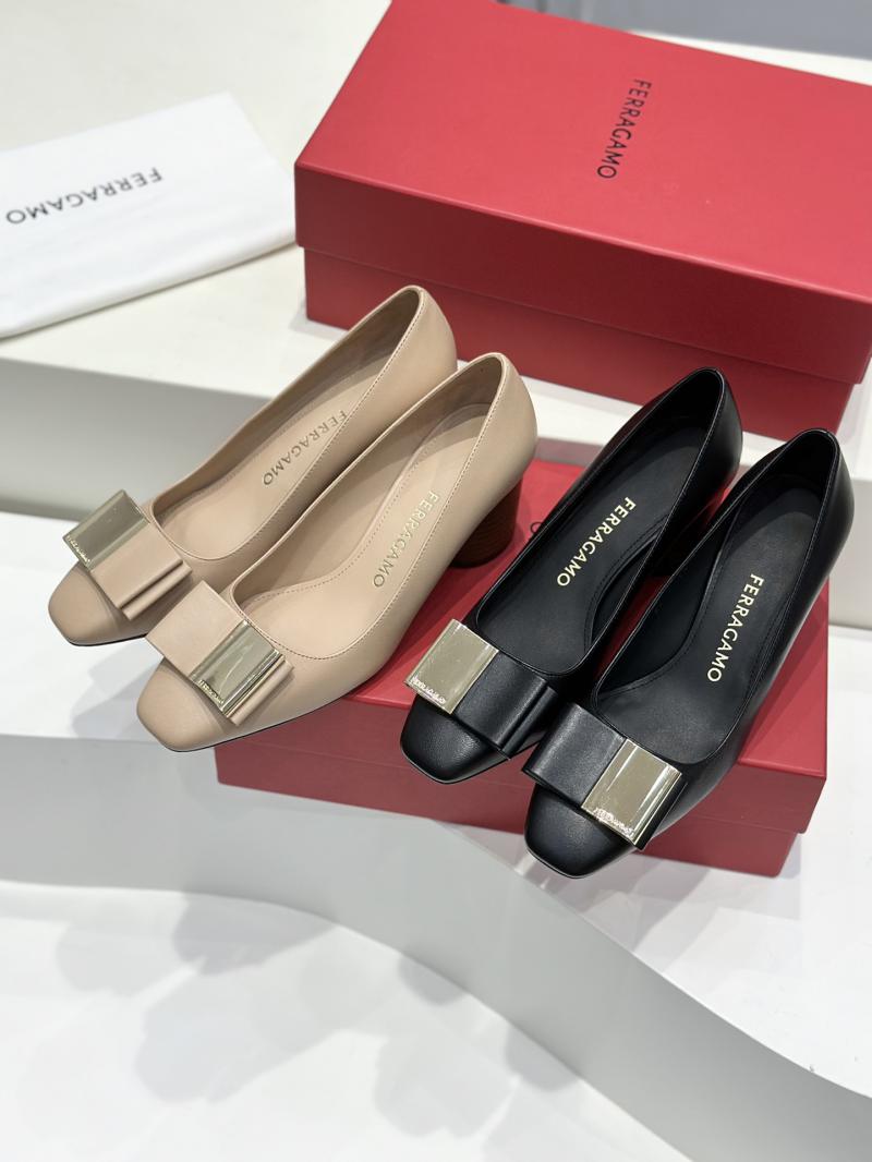 Ferragamo Pumps SFP82712