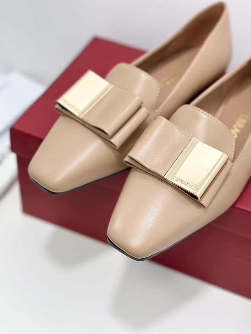 Ferragamo Pumps SFP82713