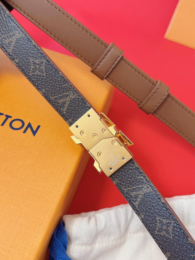 Louis Vuitton Belt M8619