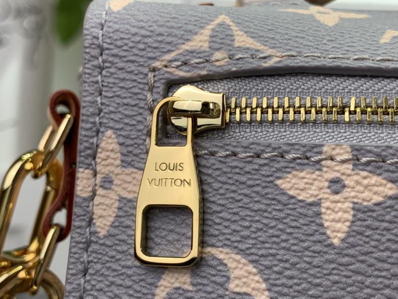 Louis Vuitton Pochette Metis East West M12429