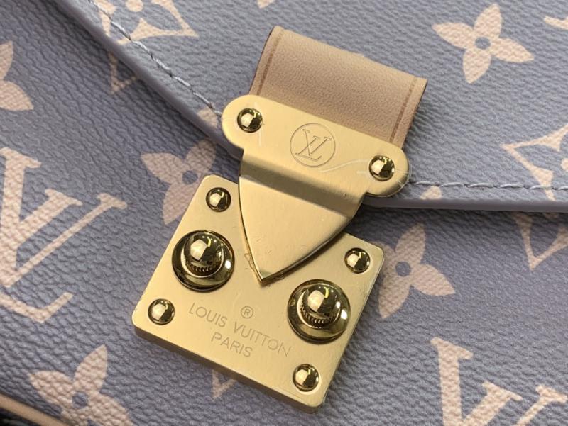 Louis Vuitton Pochette Metis East West M12429