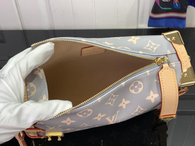 Louis Vuitton Side Trunk MM M12428