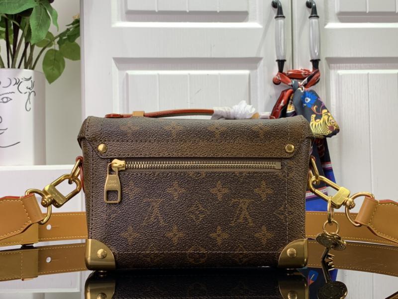 Louis Vuitton Soul Trunk M11535