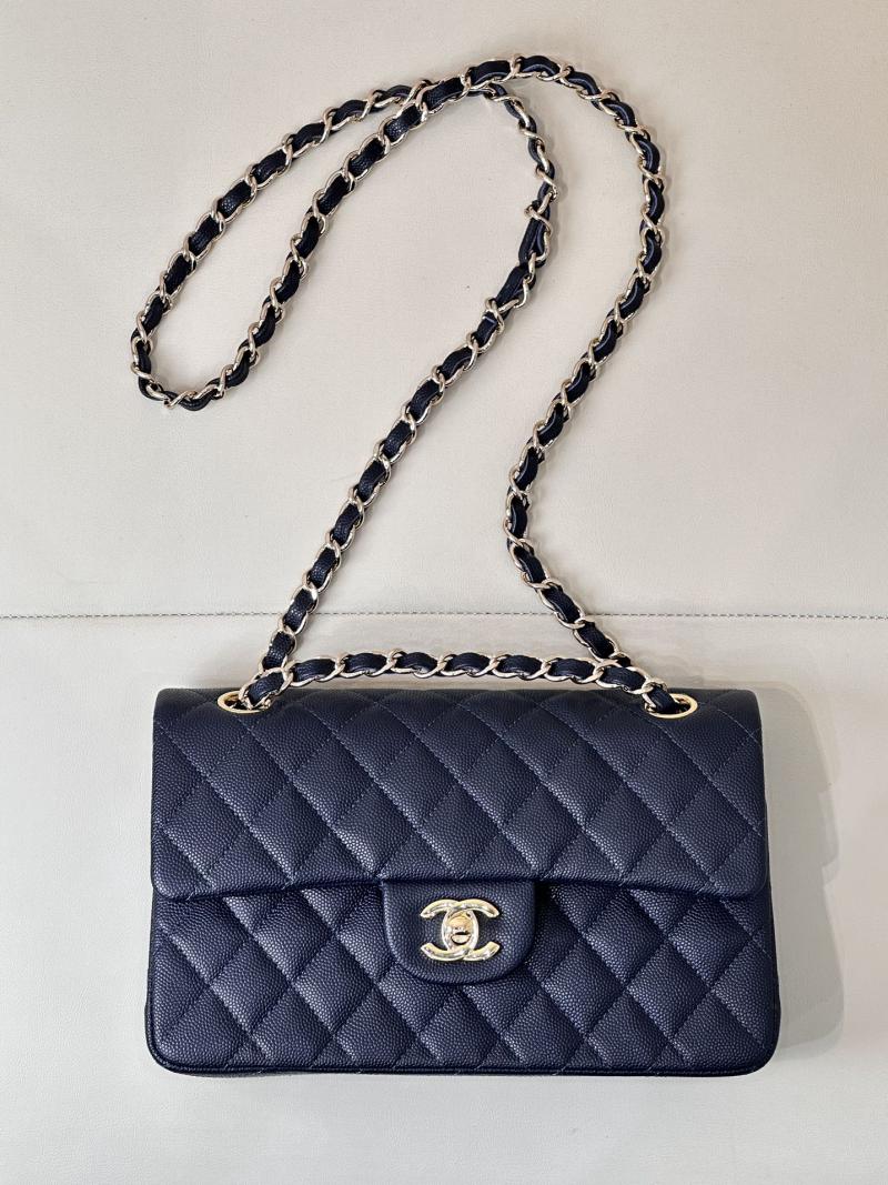 Small Chanel Grained Calfskin Flap Bag A01117 Navy Blue