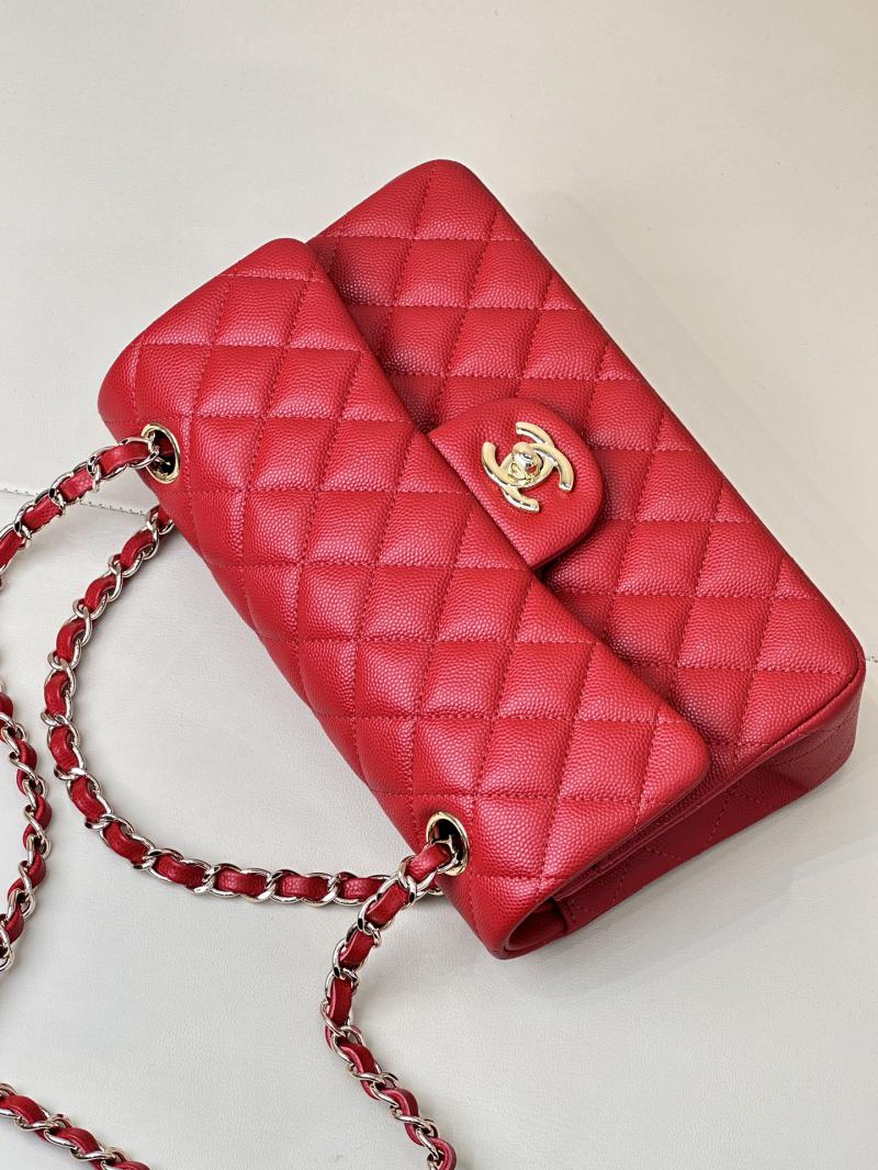 Small Chanel Grained Calfskin Flap Bag A01117 Red